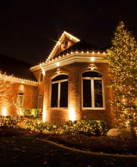 Choosing the Best Light Colors for Brick, Wood, or Vinyl Exteriors