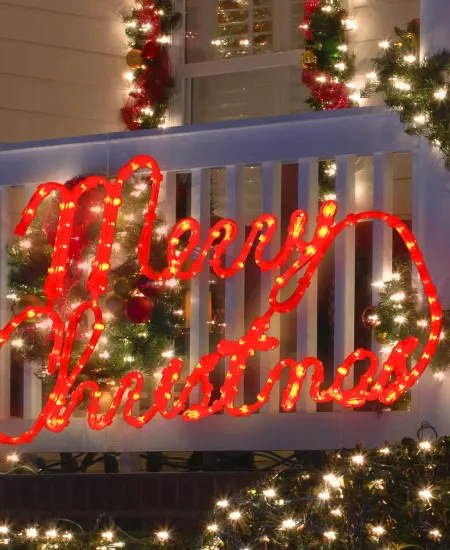 Creating Custom Light-Up Signs for Your Yard