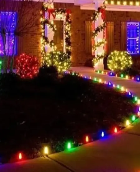 How to Light Walkways and Paths for a Festive Look