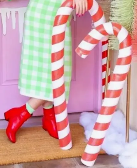Making Light-Up Candy Canes from Pool Noodles