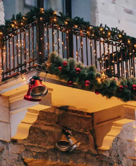 Outdoor Christmas Lighting Tips for Small Balconies