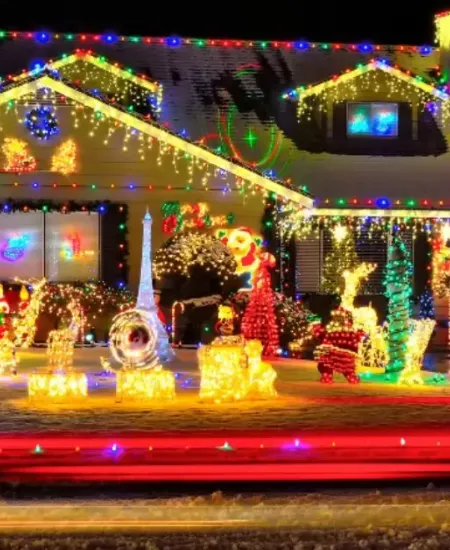 Planning the Layout of Your Outdoor Christmas Lighting Display