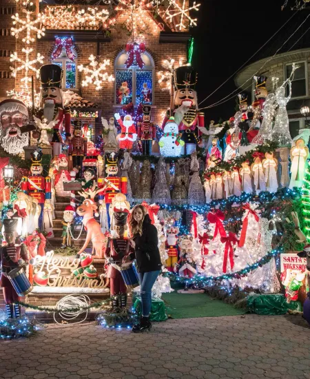 What Makes Some Streets Famous for Christmas Lights
